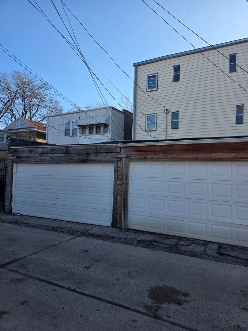 8212 S Vernon Avenue, Chicago, IL 60619