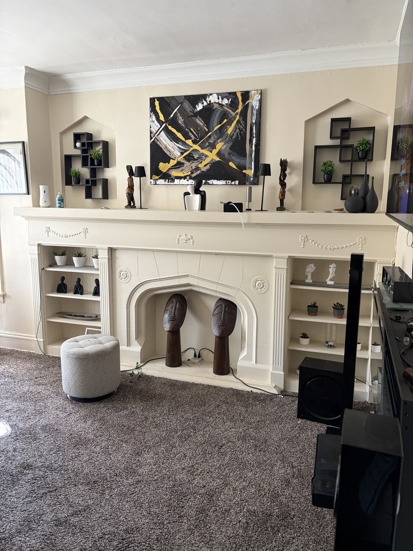 8212 S Vernon Avenue, Chicago, IL 60619