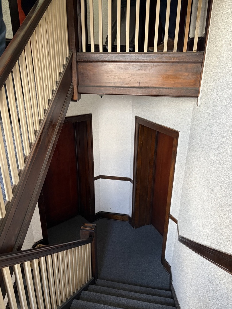 8212 S Vernon Avenue, Chicago, IL 60619