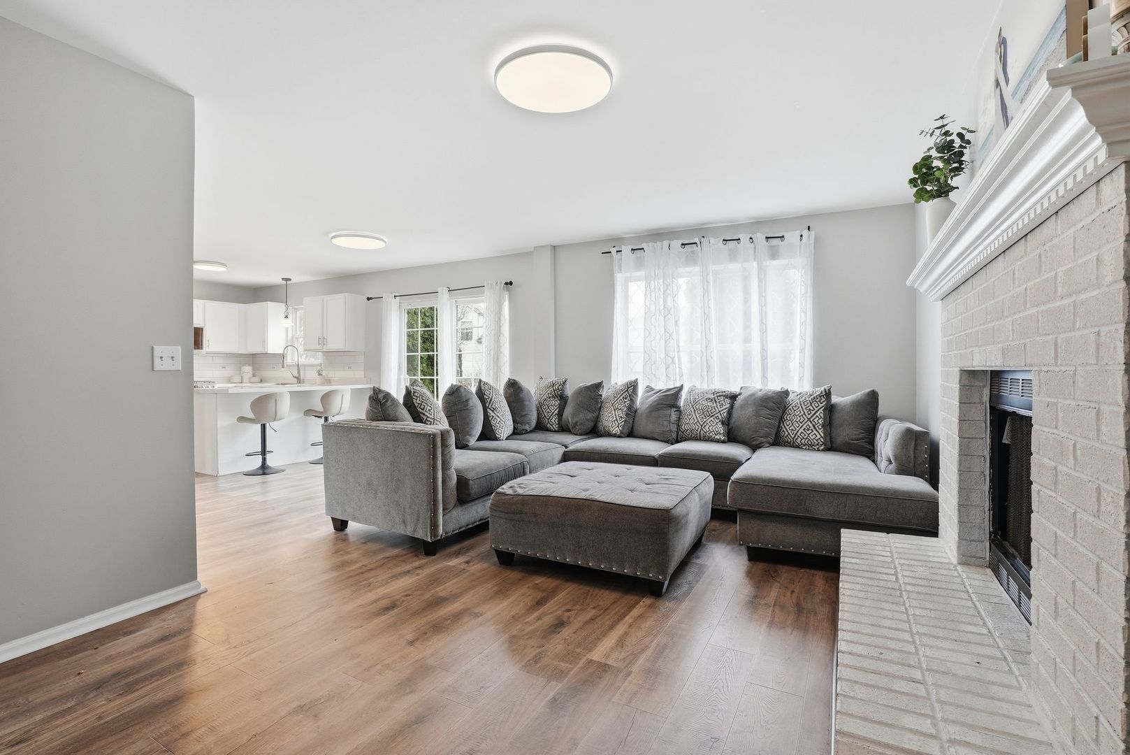 1919 Spring Ridge Drive, Plainfield, IL 60586