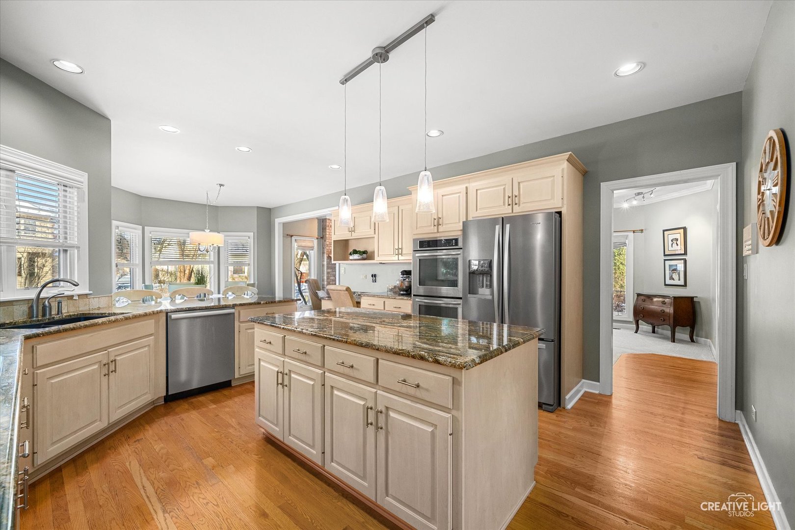 364 AVENA Circle, Naperville, IL 60565