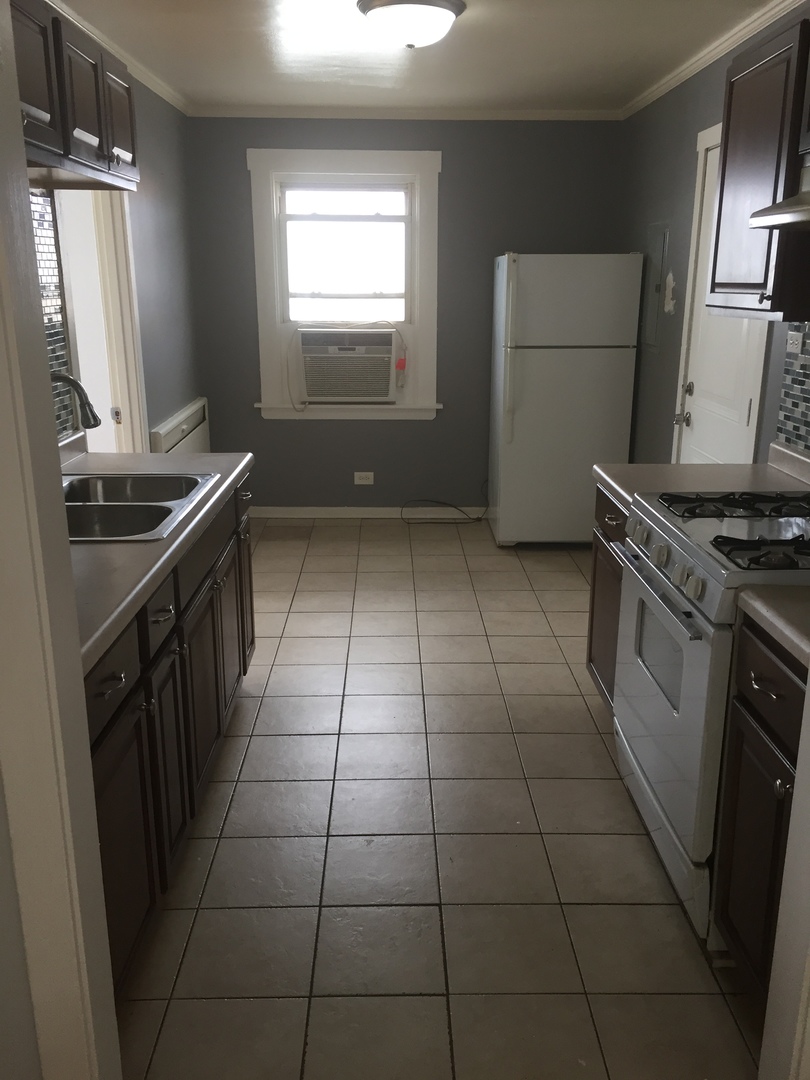 Schiller Park, IL 60176