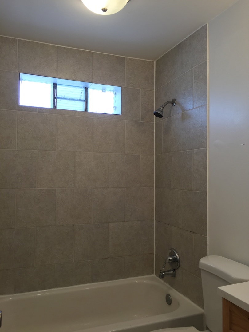 Schiller Park, IL 60176