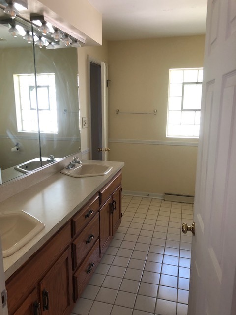 Villa Park, IL 60181