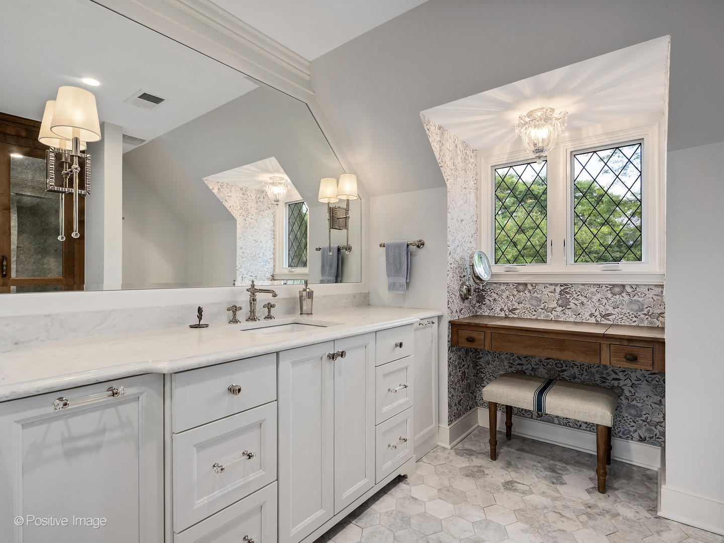 731 S ELM Street, Hinsdale, IL 60521