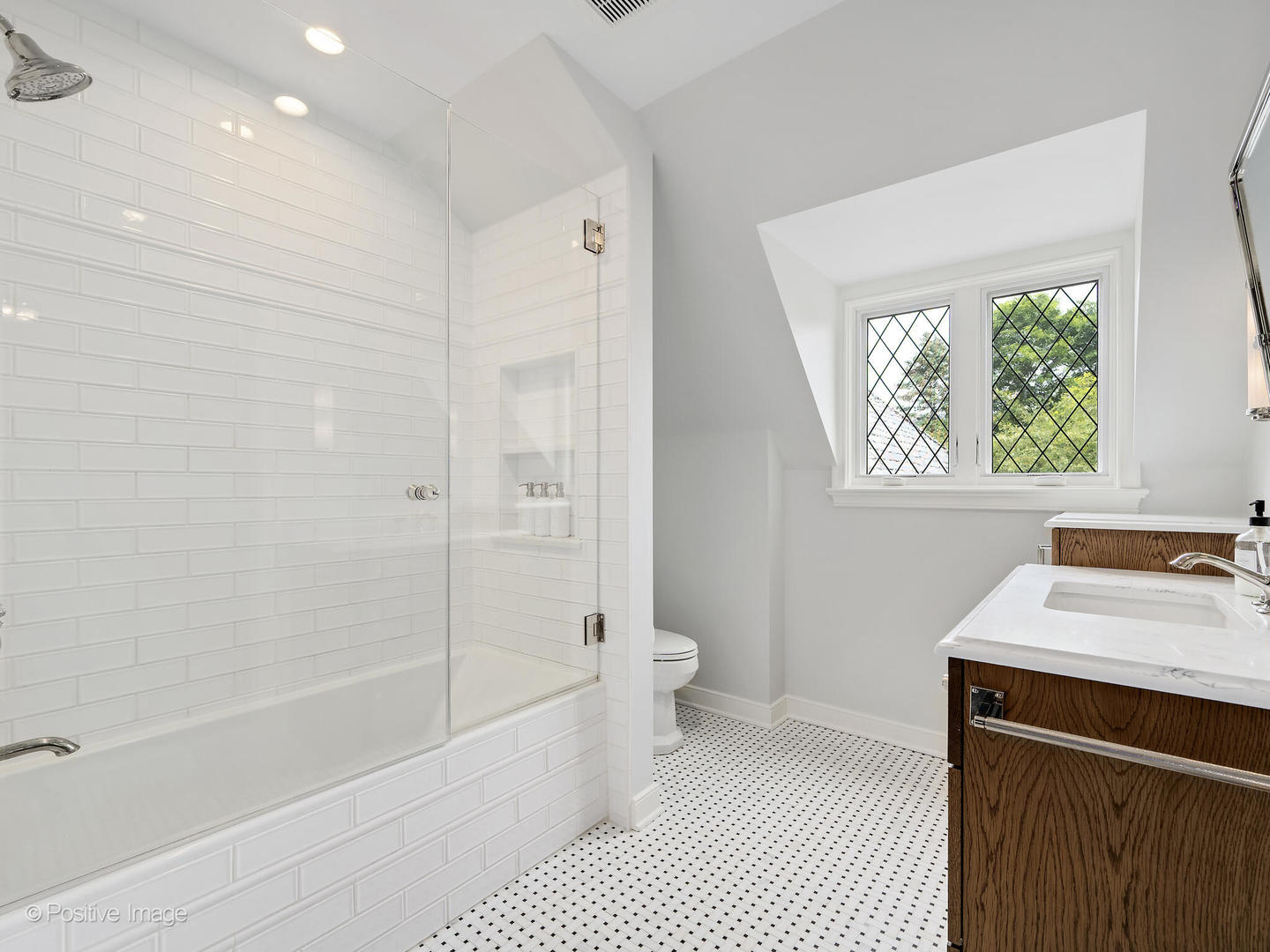 731 S ELM Street, Hinsdale, IL 60521