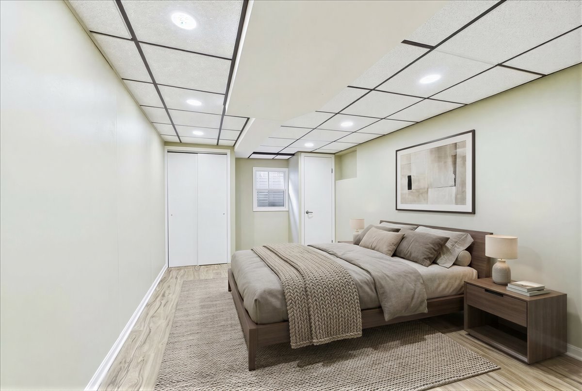 209 Mooregate Trail, Hawthorn Woods, IL 60047