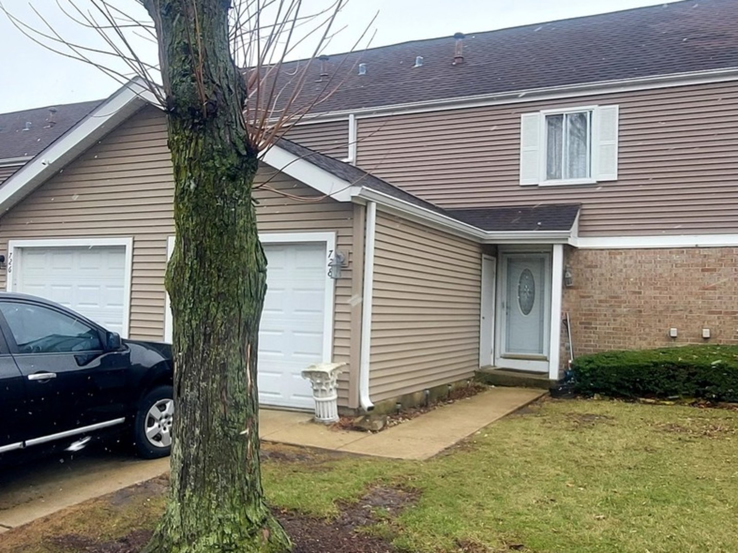 728 Haddam Way, Hanover Park, IL 60133