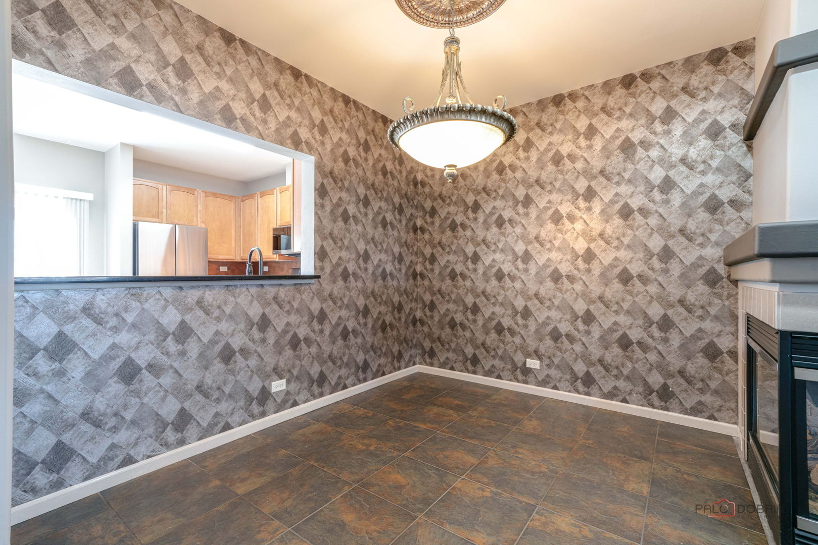 1129 N Claremont Drive #1129, Palatine, IL 60074