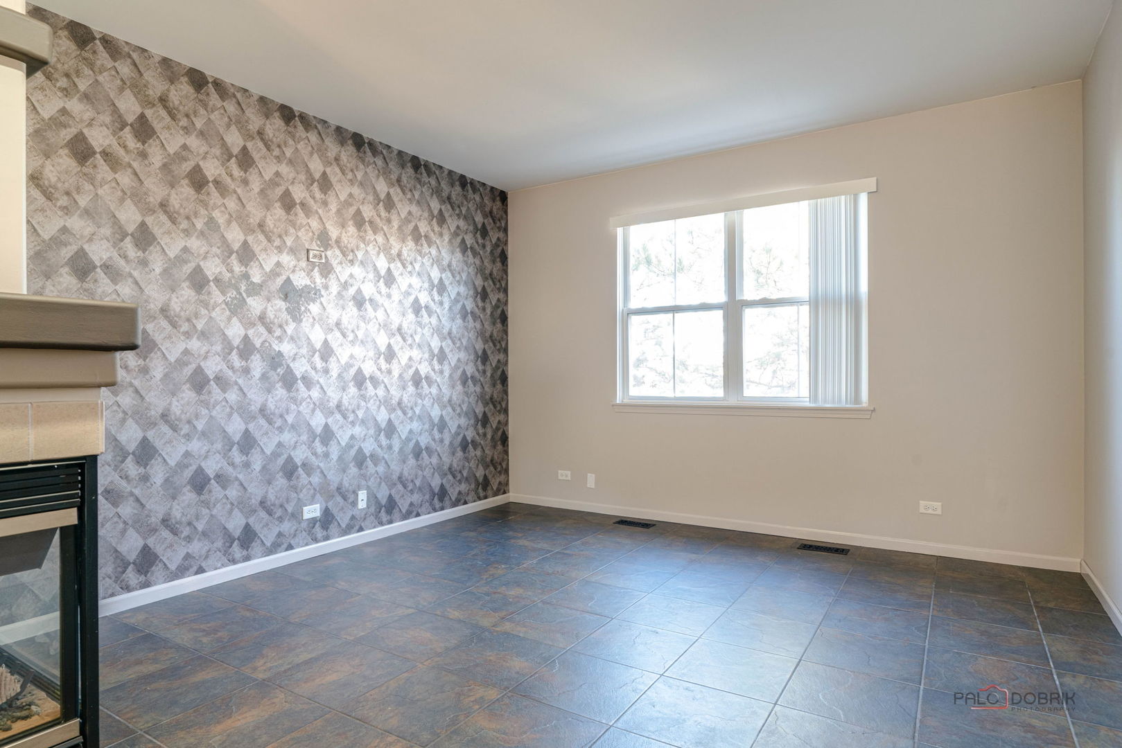 1129 N Claremont Drive #1129, Palatine, IL 60074