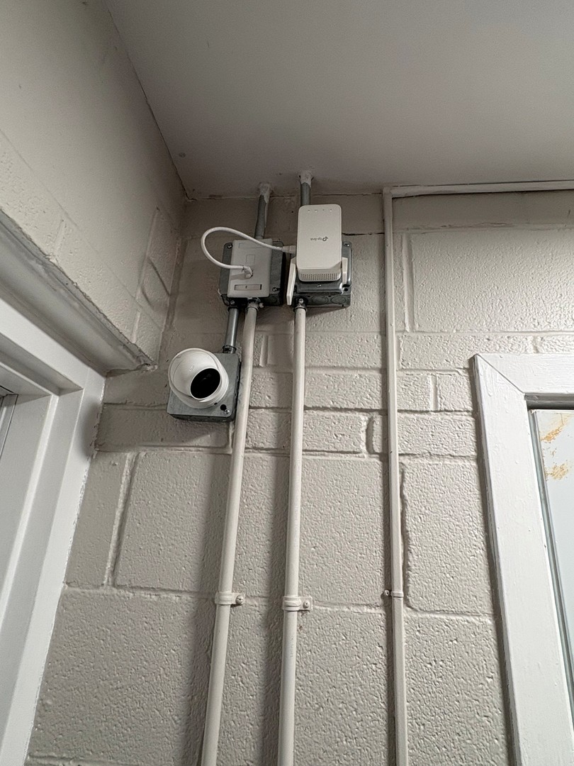 2058 Linden Avenue, Waukegan, IL 60085