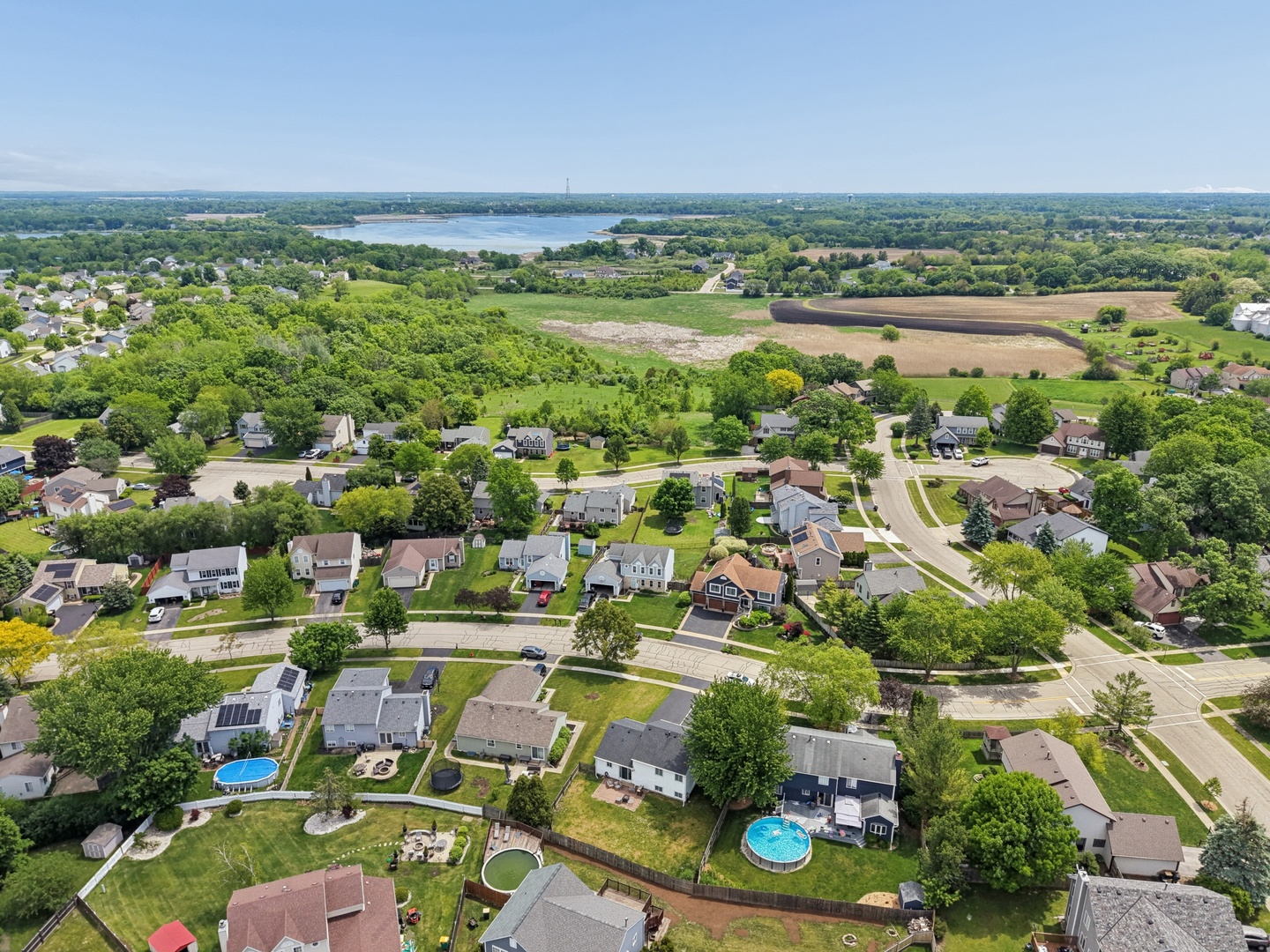 2104 Oakleaf Lane, Lake Villa, IL 60046