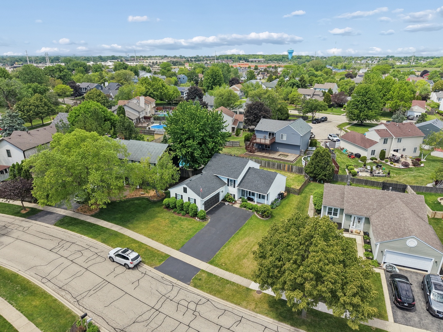 2104 Oakleaf Lane, Lake Villa, IL 60046
