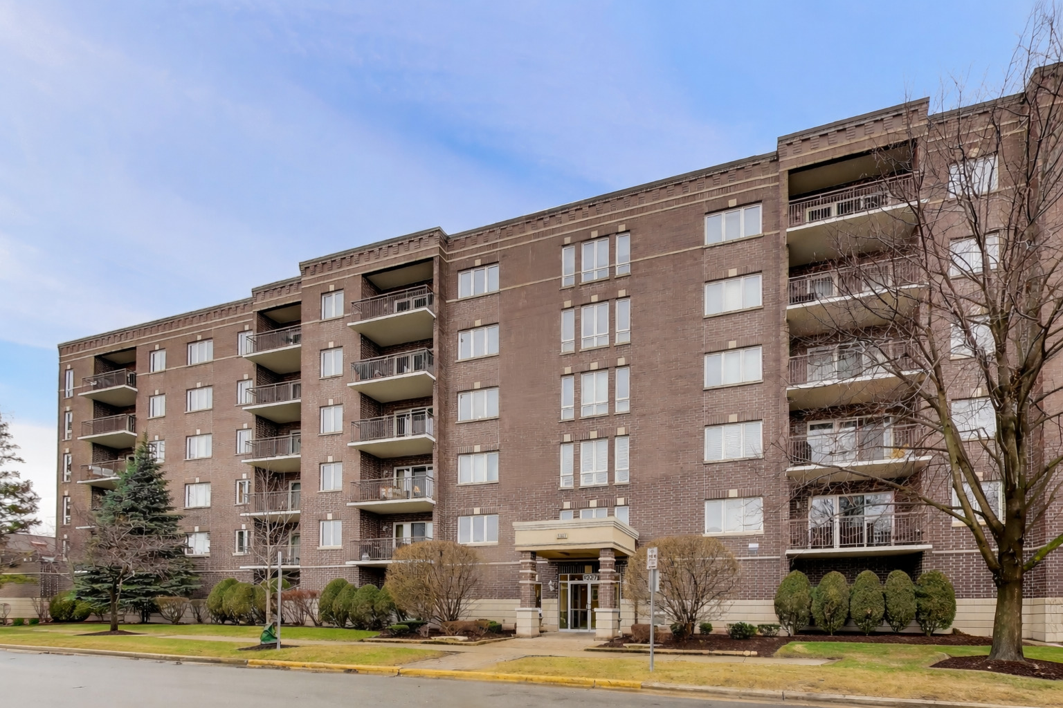 1327 Brown Street #404, Des Plaines, IL 60016