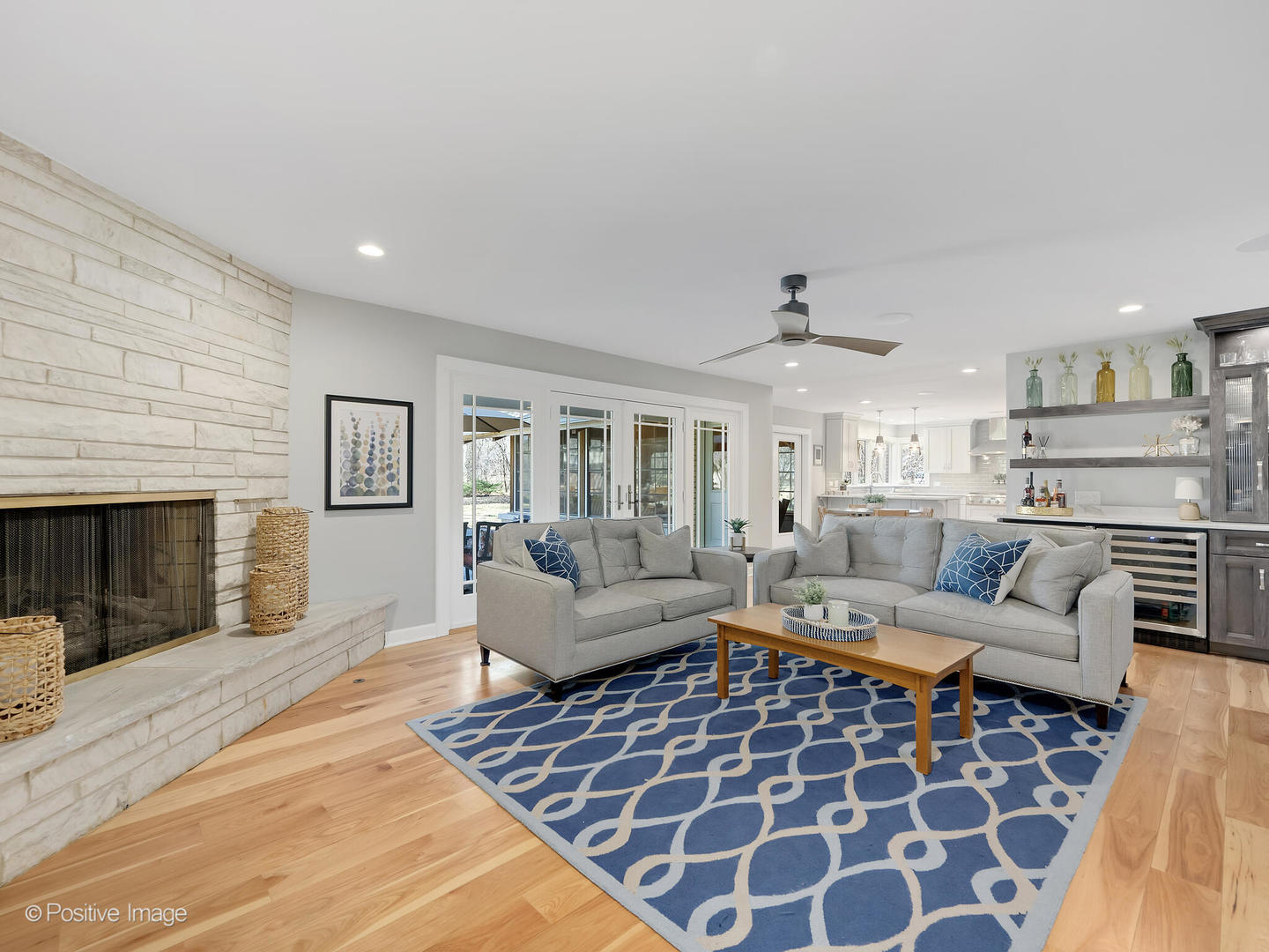 6555 Shabbona Road, Indian Head Park, IL 60525