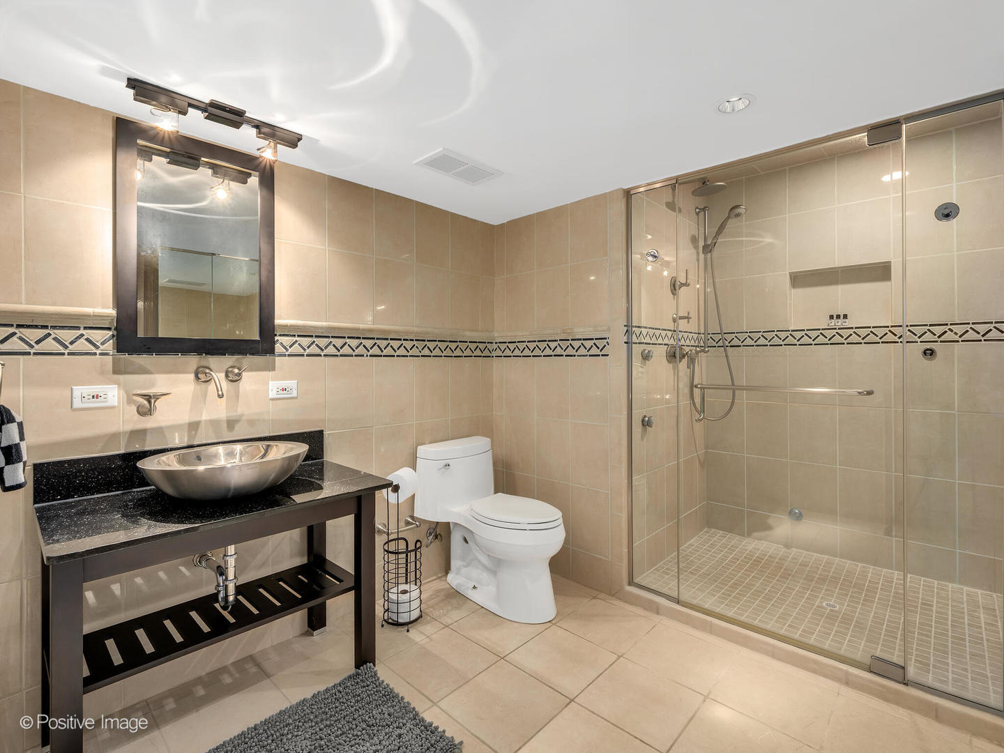 6555 Shabbona Road, Indian Head Park, IL 60525