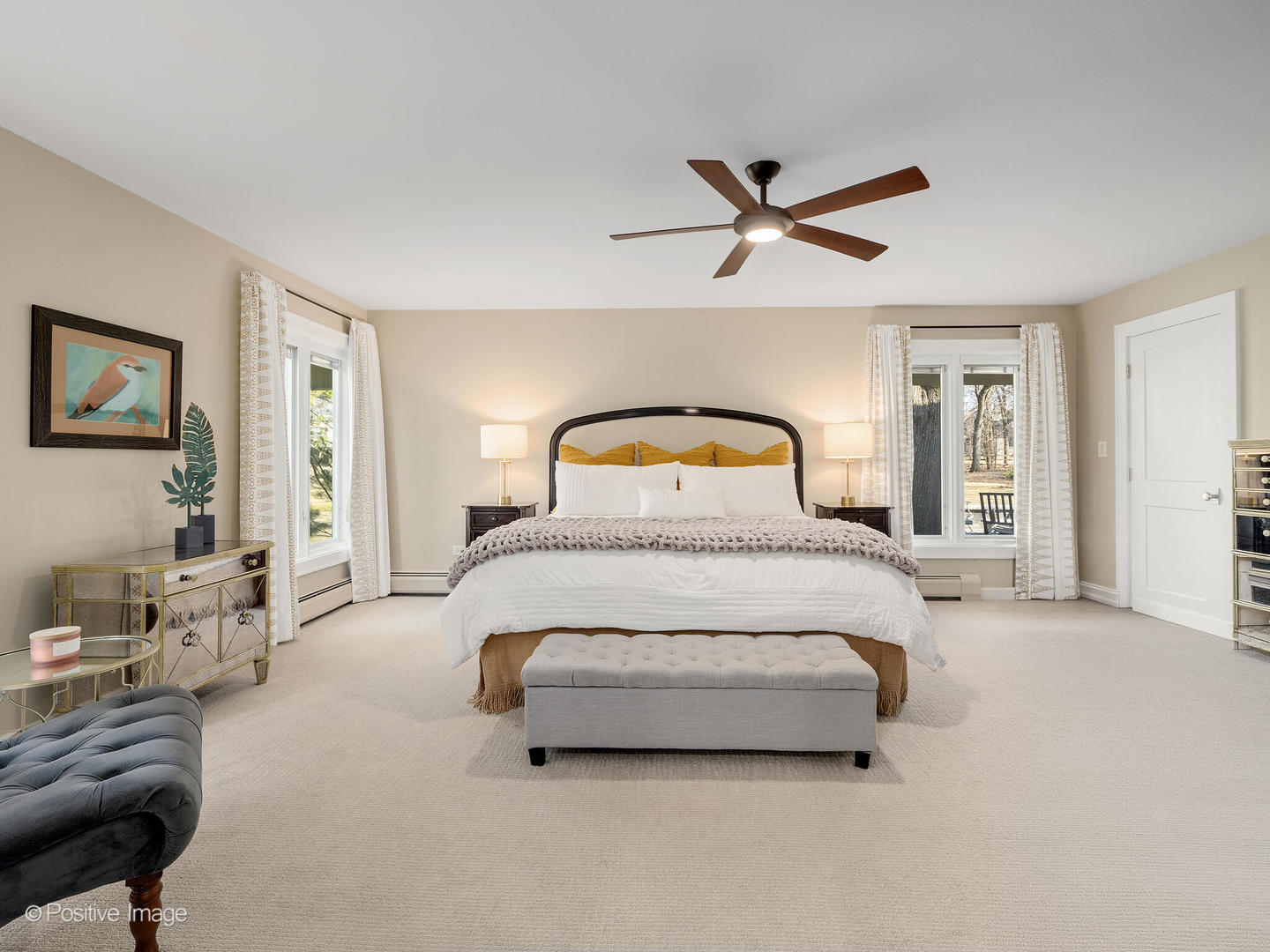 6555 Shabbona Road, Indian Head Park, IL 60525