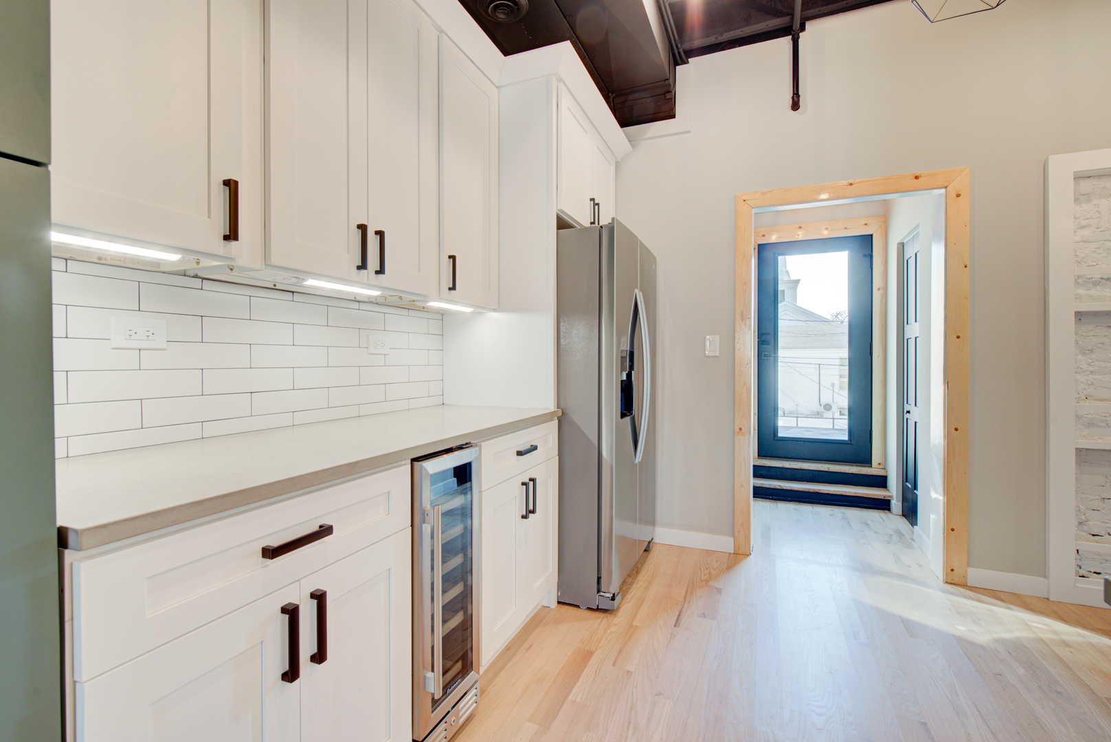 219 - 221 W Main Street, St. Charles, IL 60174