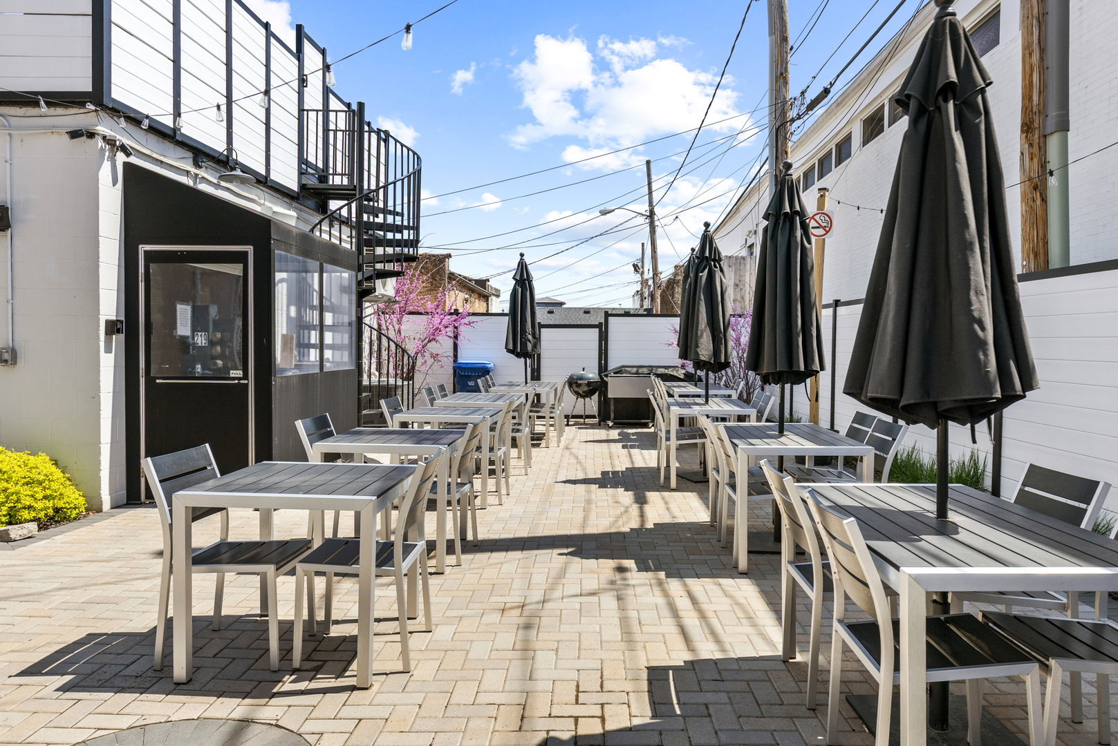 219 - 221 W Main Street, St. Charles, IL 60174