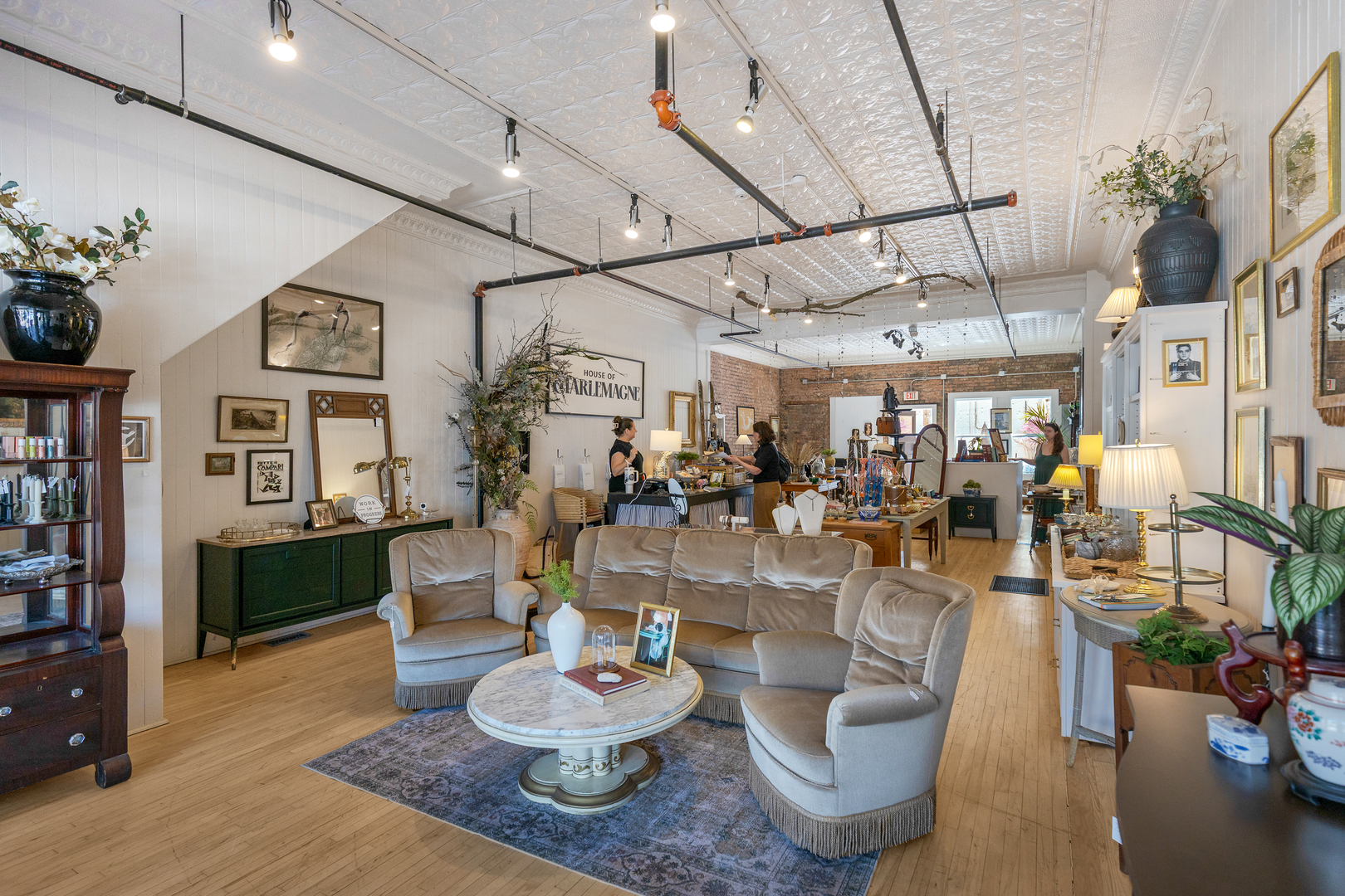 219 - 221 W Main Street, St. Charles, IL 60174