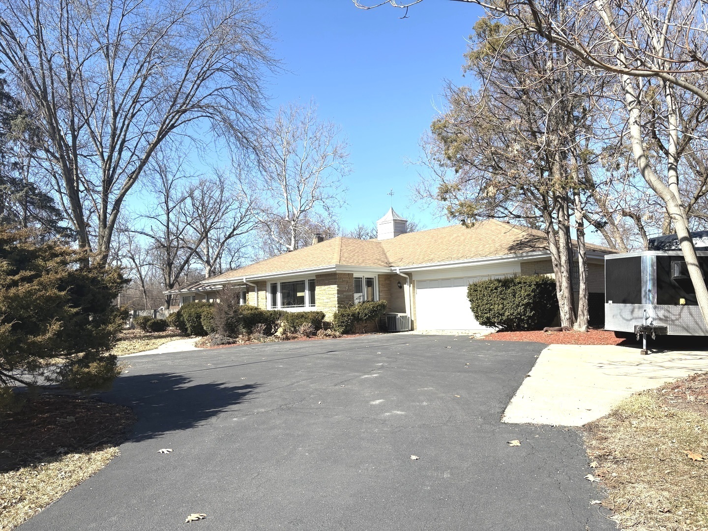 17w120 Woodland Avenue, Bensenville, IL 60106