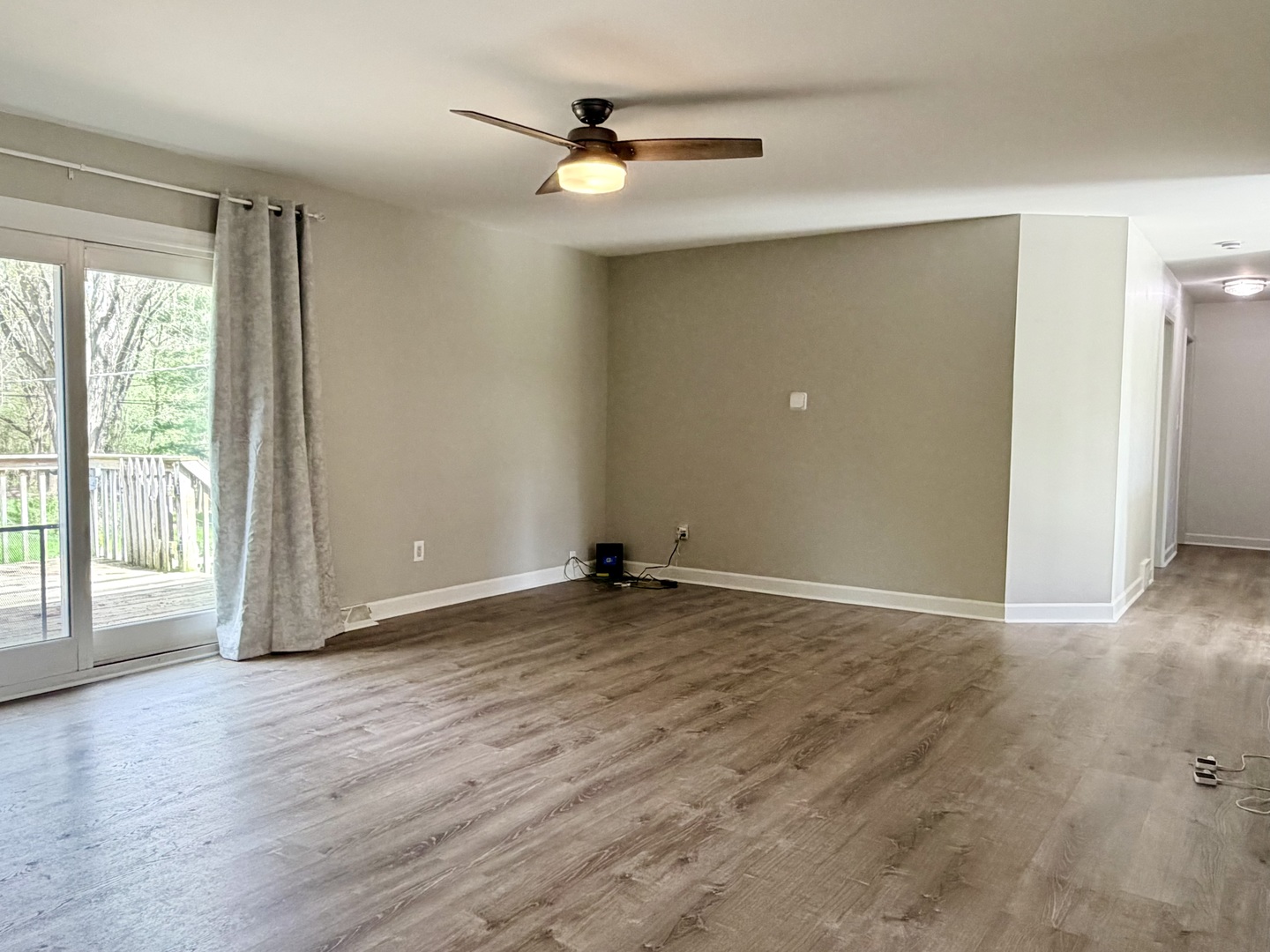 2704 Myang Avenue, McHenry, IL 60050