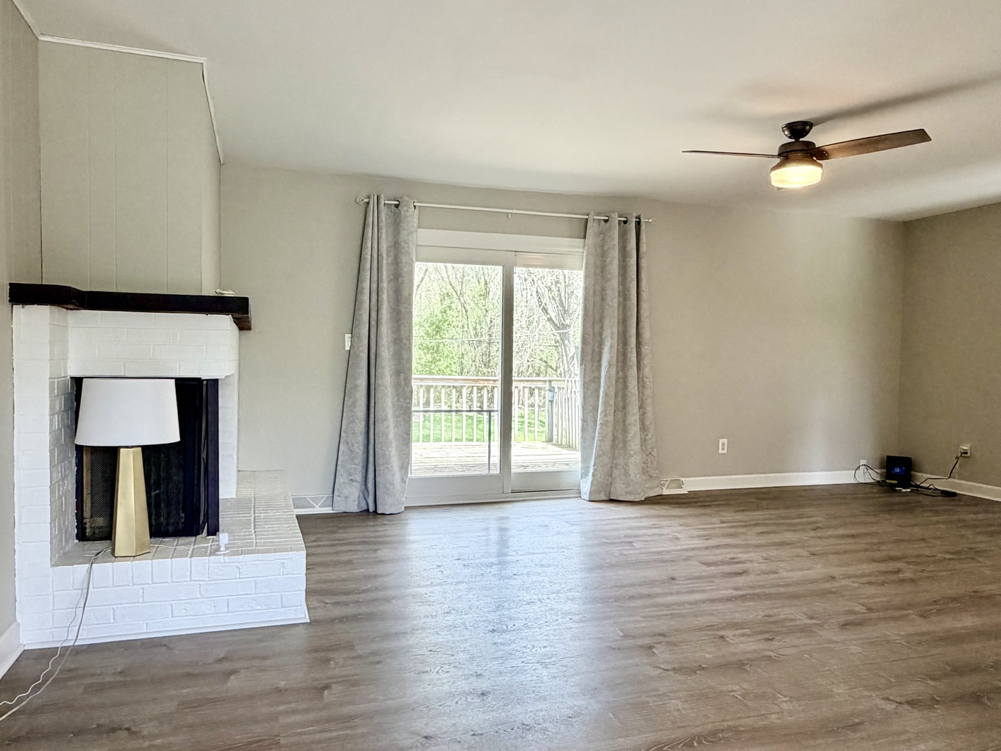 2704 Myang Avenue, McHenry, IL 60050