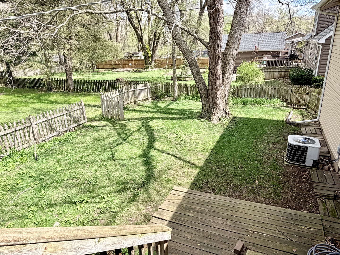 2704 Myang Avenue, McHenry, IL 60050