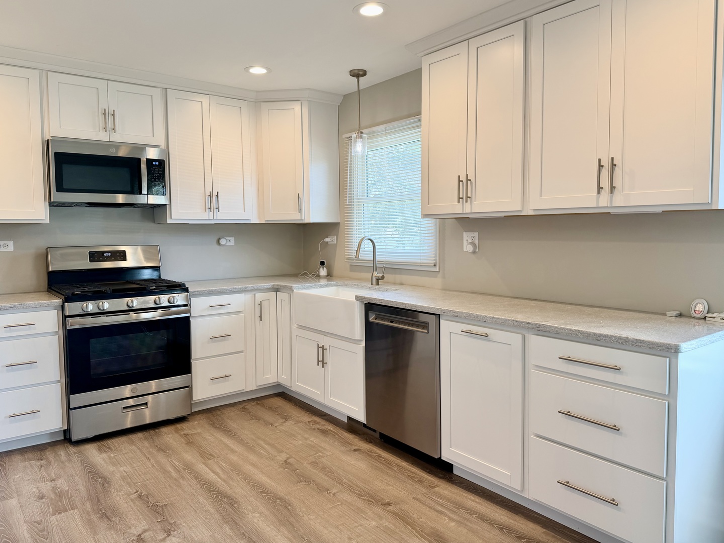 2704 Myang Avenue, McHenry, IL 60050