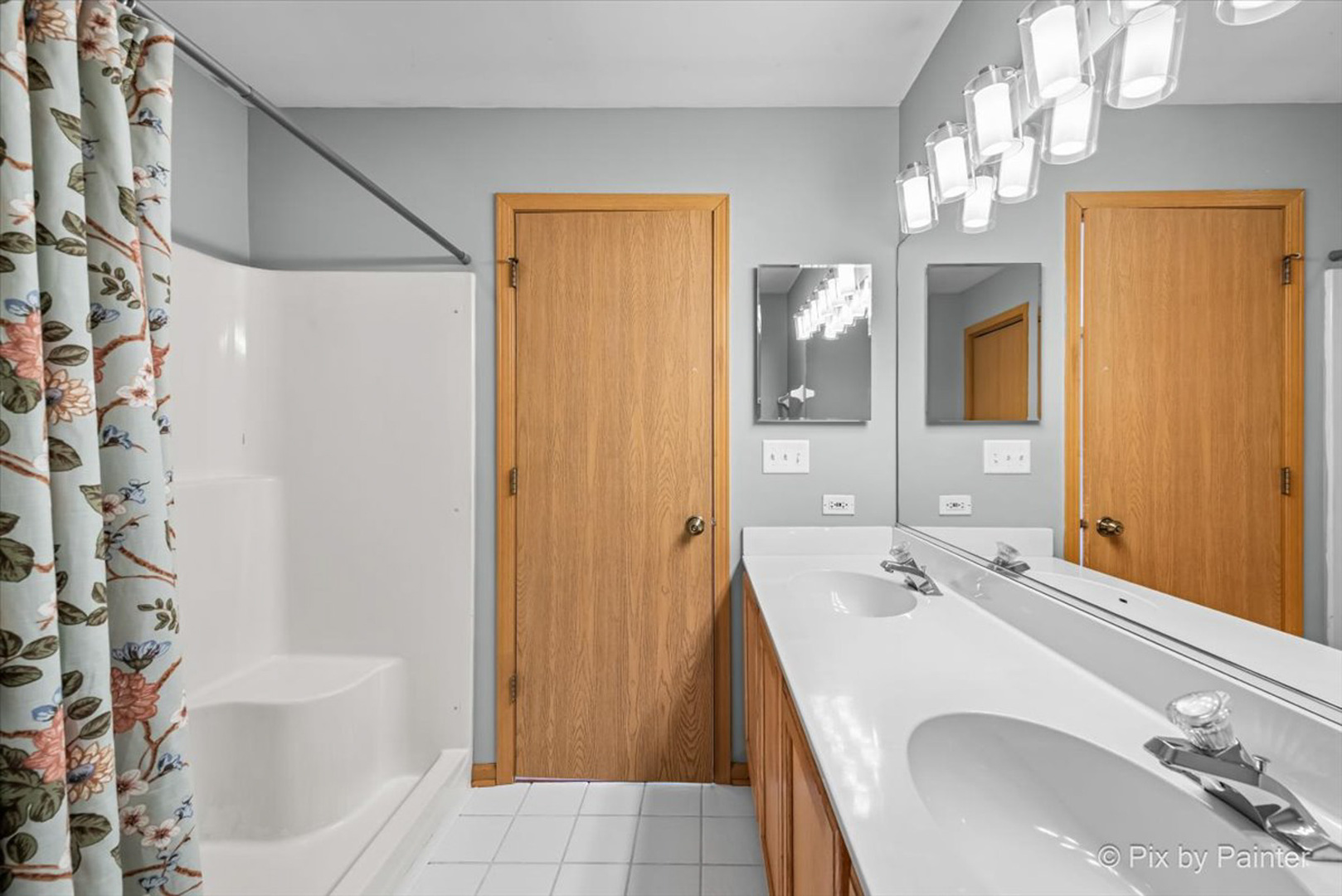 2466 Amber Lane, Elgin, IL 60123