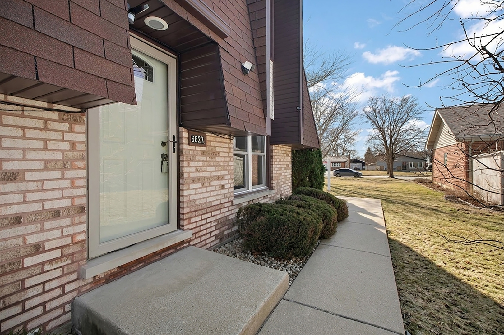 6827 Hickory Street #C, Tinley Park, IL 60477