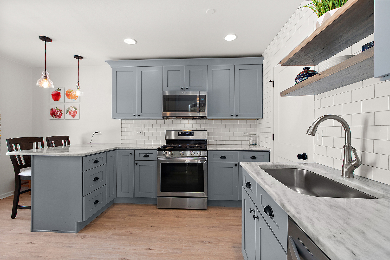 6827 Hickory Street #C, Tinley Park, IL 60477