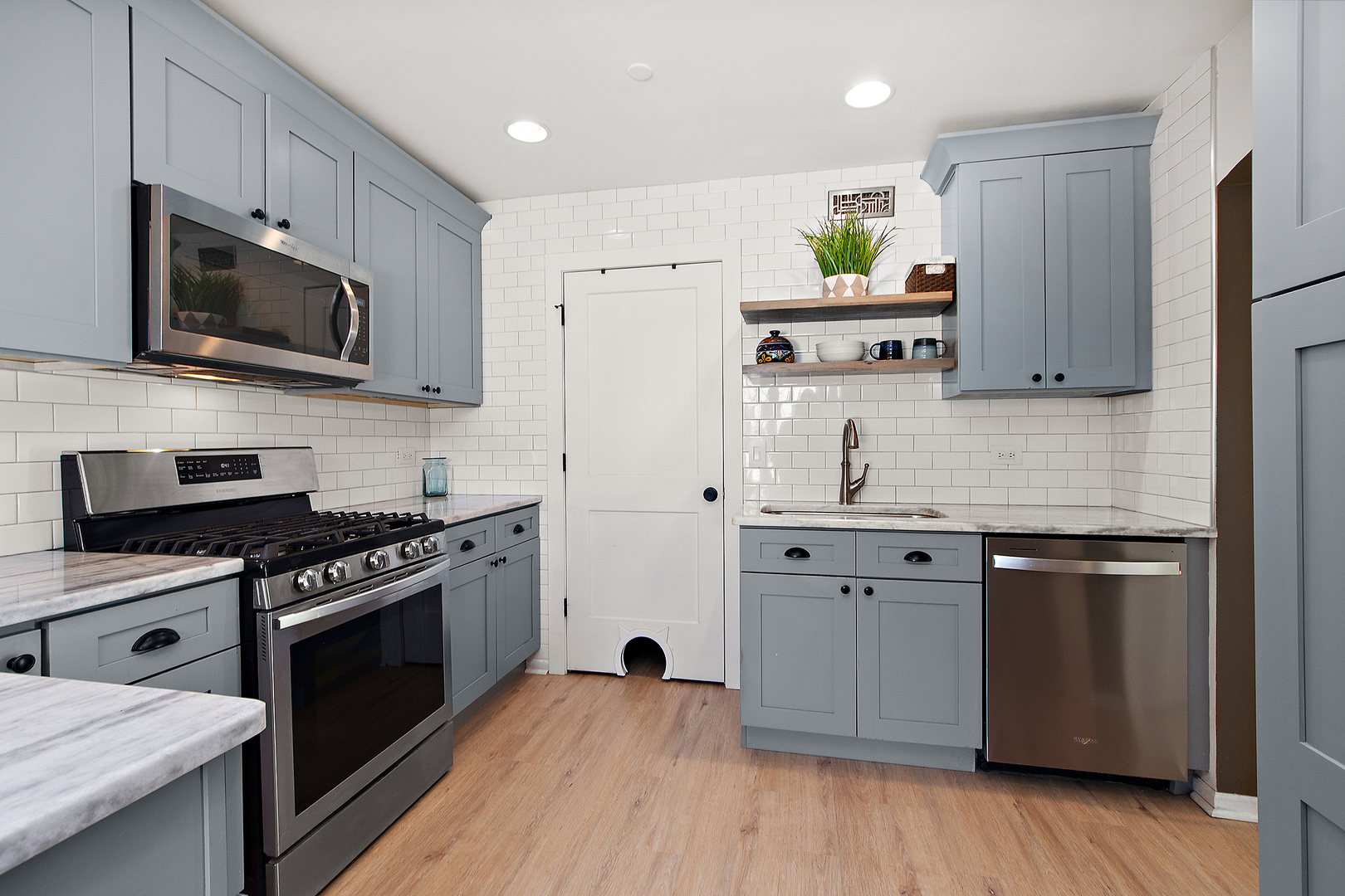 6827 Hickory Street #C, Tinley Park, IL 60477