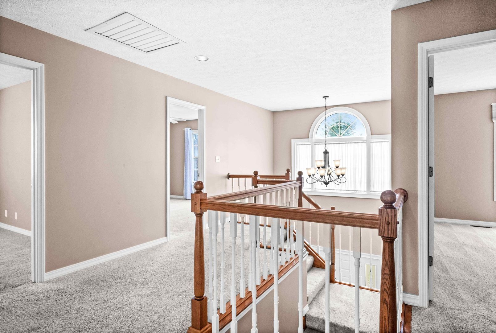 7 Red Stone Court, Bloomington, IL 61704