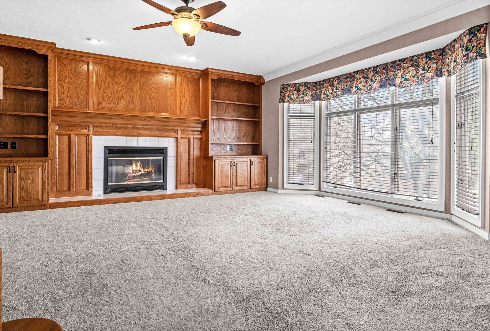 7 Red Stone Court, Bloomington, IL 61704