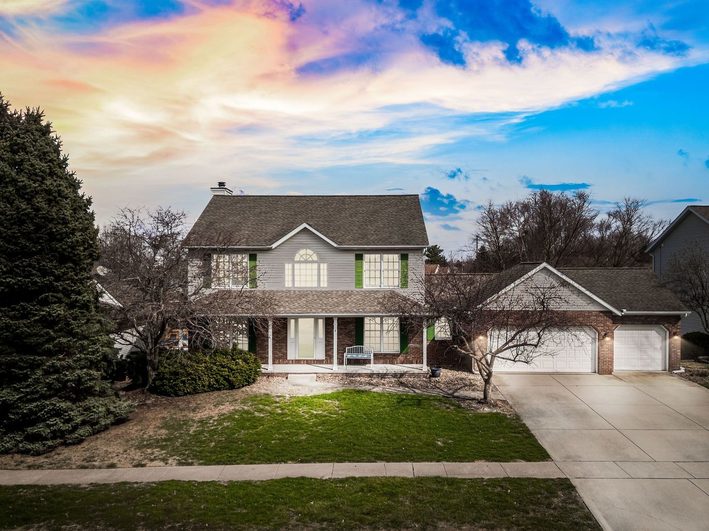 7 Red Stone Court, Bloomington, IL 61704