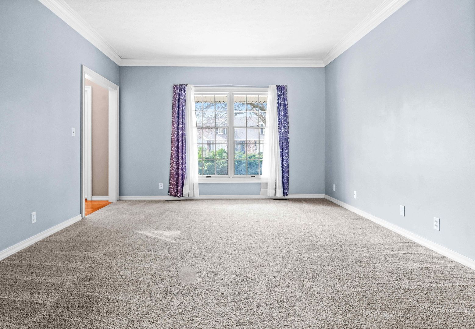 7 Red Stone Court, Bloomington, IL 61704