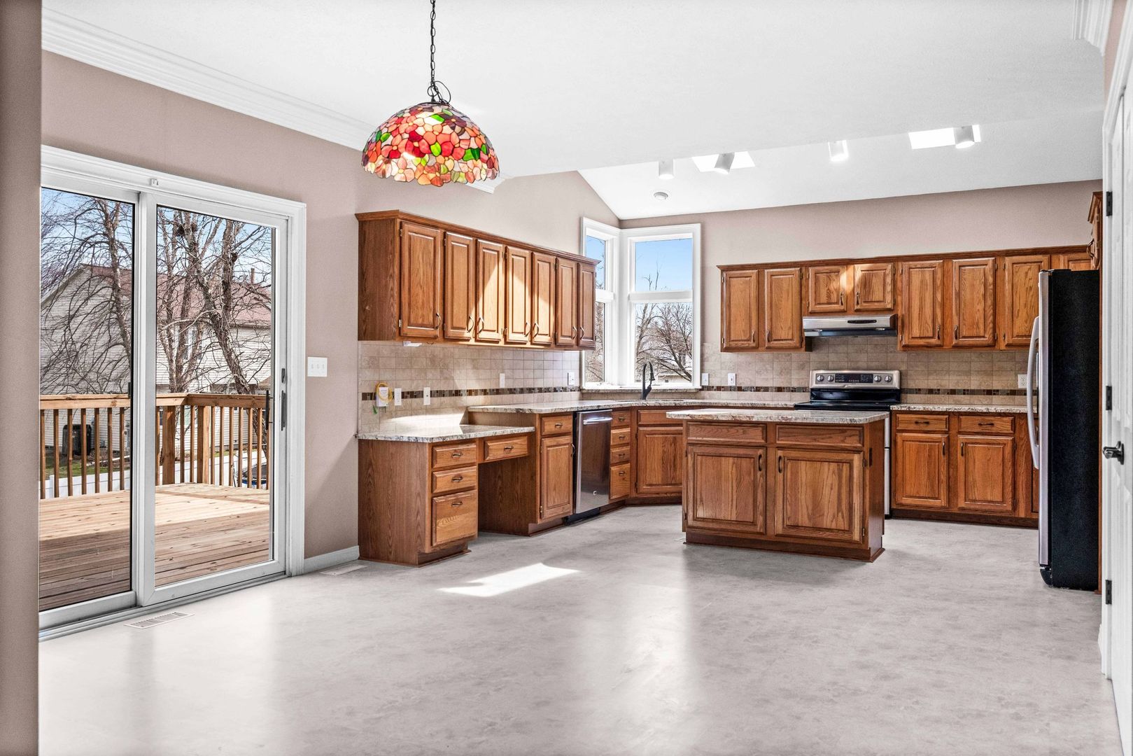 7 Red Stone Court, Bloomington, IL 61704