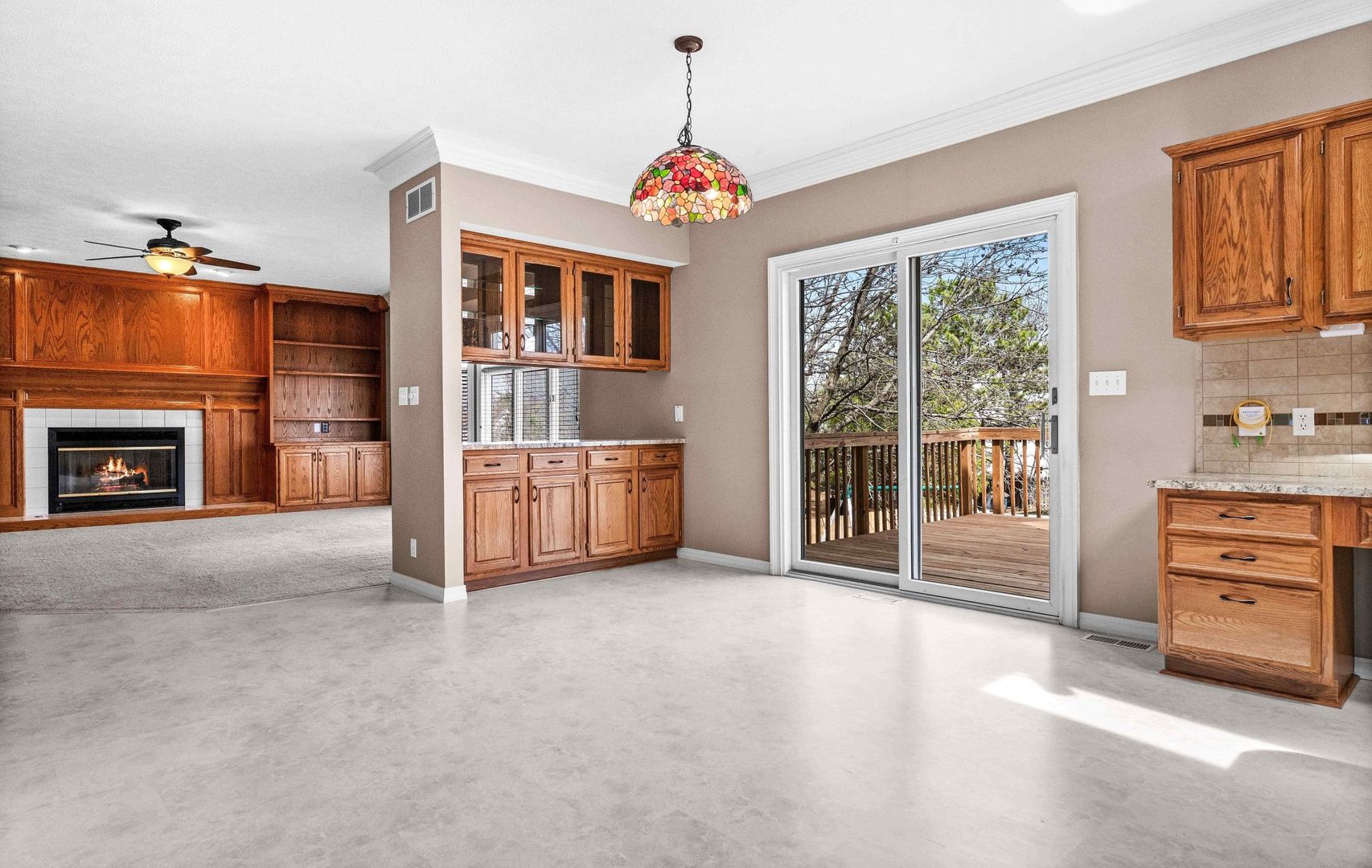 7 Red Stone Court, Bloomington, IL 61704