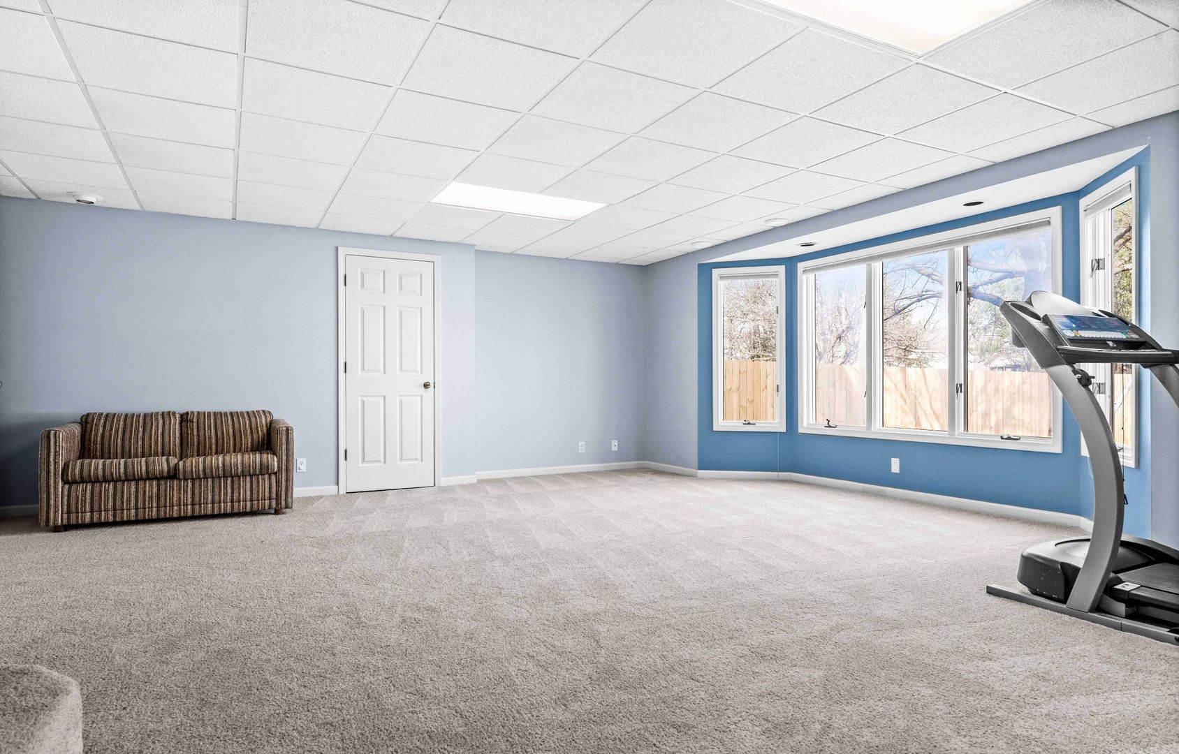 7 Red Stone Court, Bloomington, IL 61704