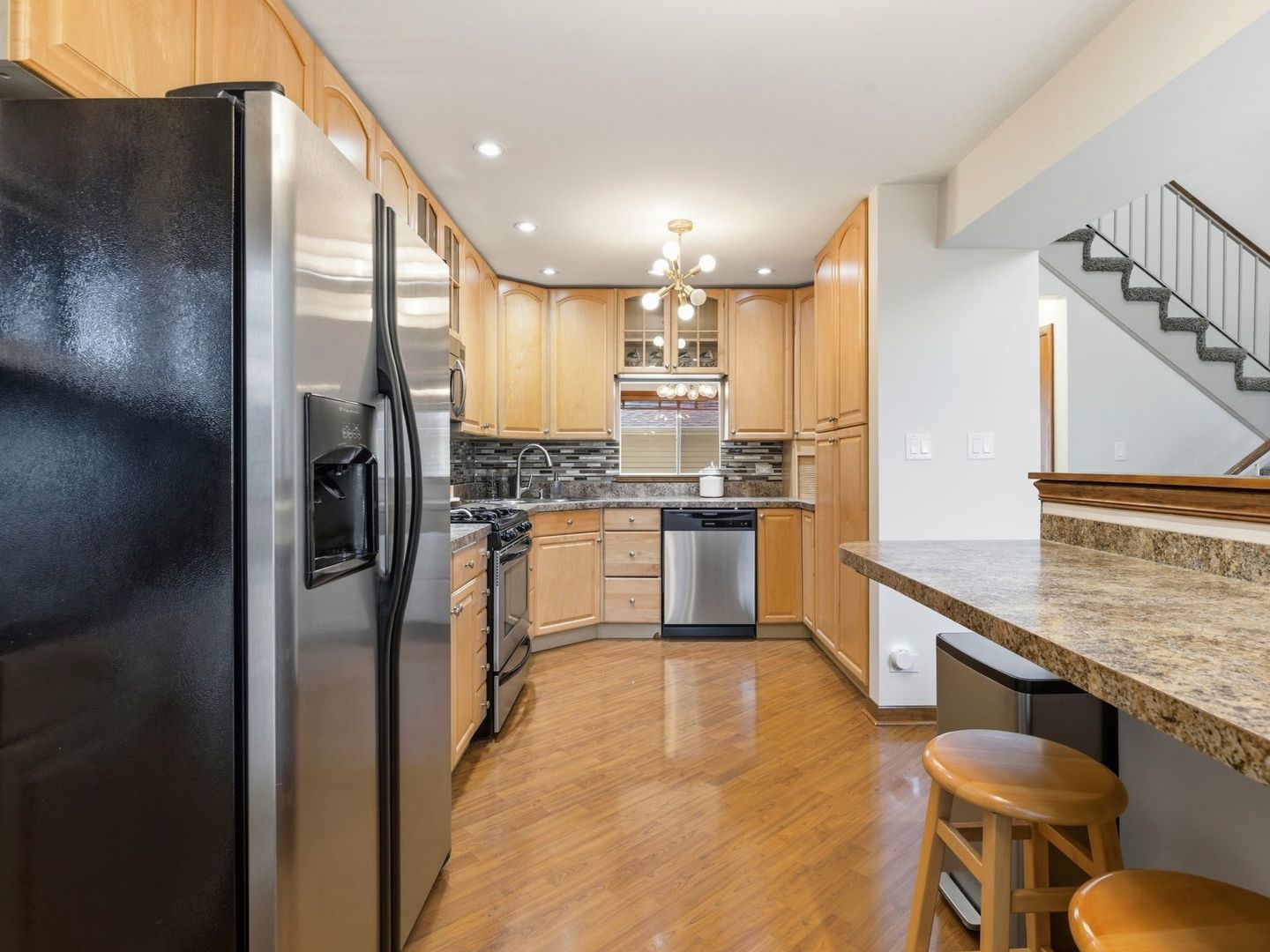 1013 Chatham Place, Vernon Hills, IL 60061