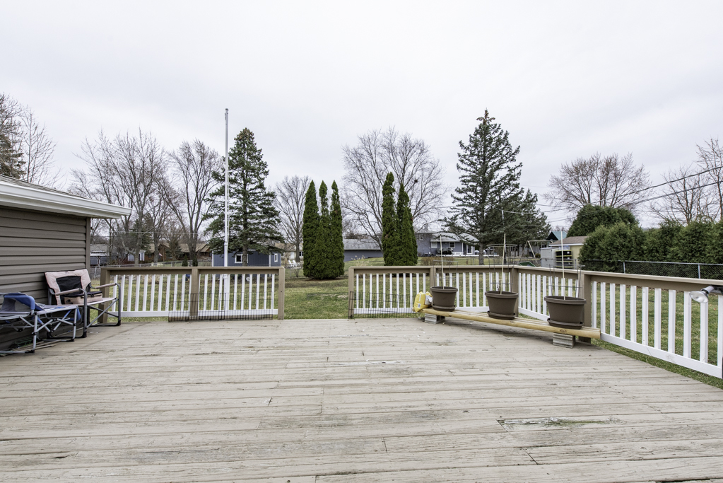 22171 W Pineview Drive, Antioch, IL 60002