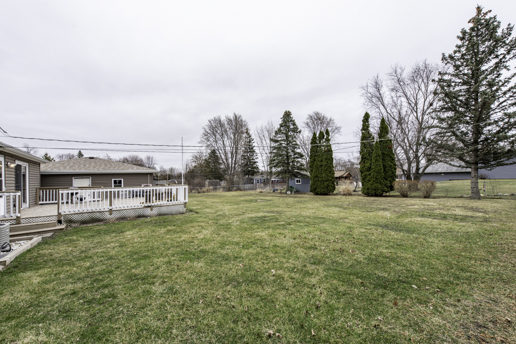 22171 W Pineview Drive, Antioch, IL 60002