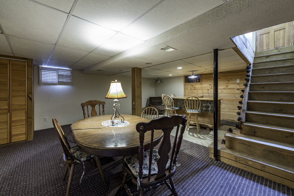 22171 W Pineview Drive, Antioch, IL 60002