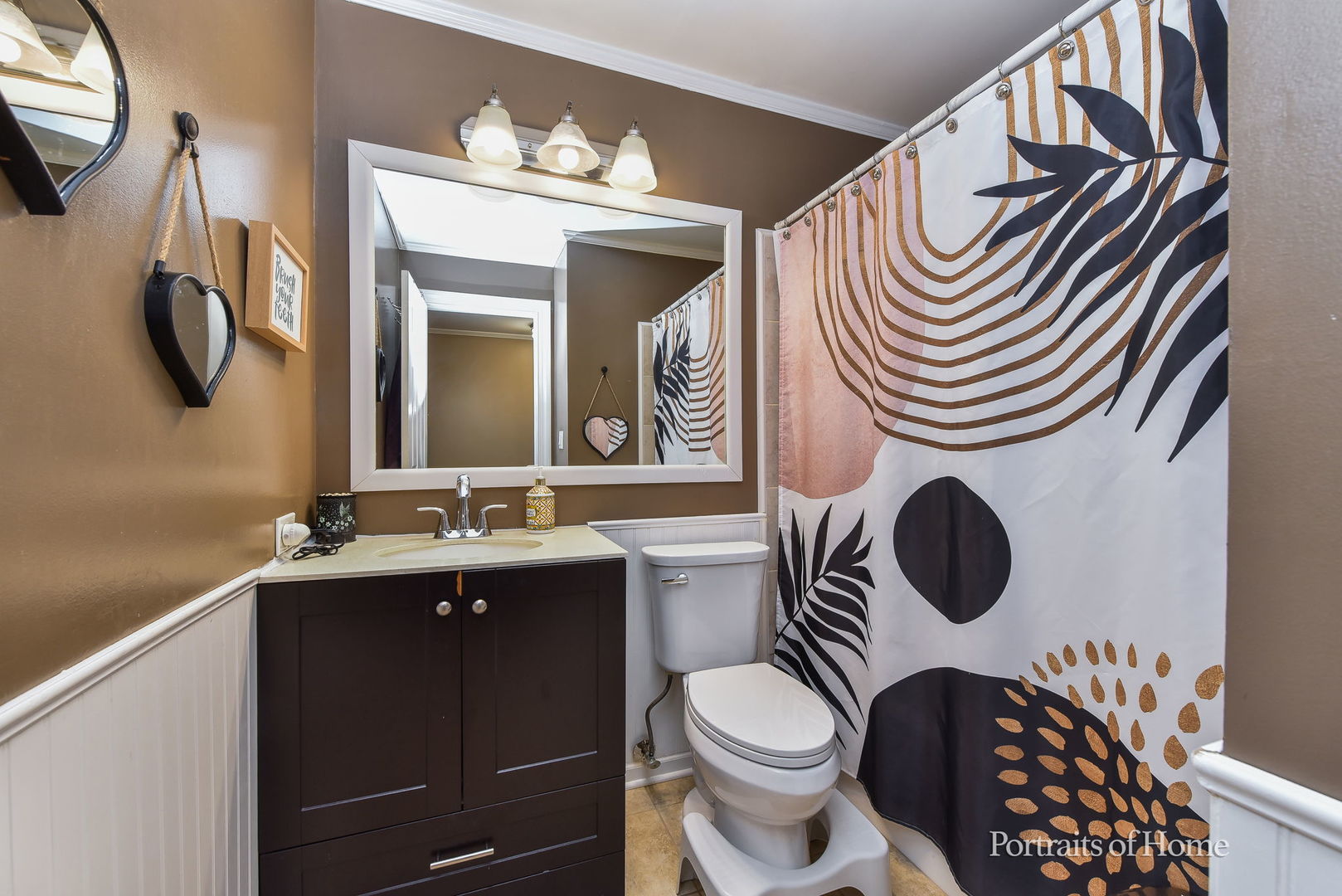 930 Maple Court, Bartlett, IL 60103