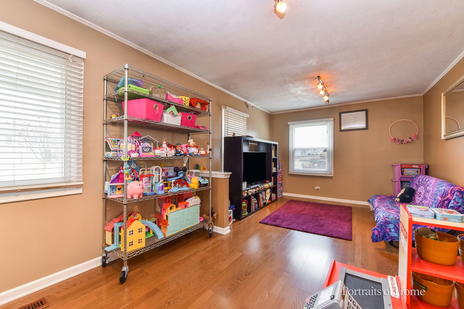 930 Maple Court, Bartlett, IL 60103