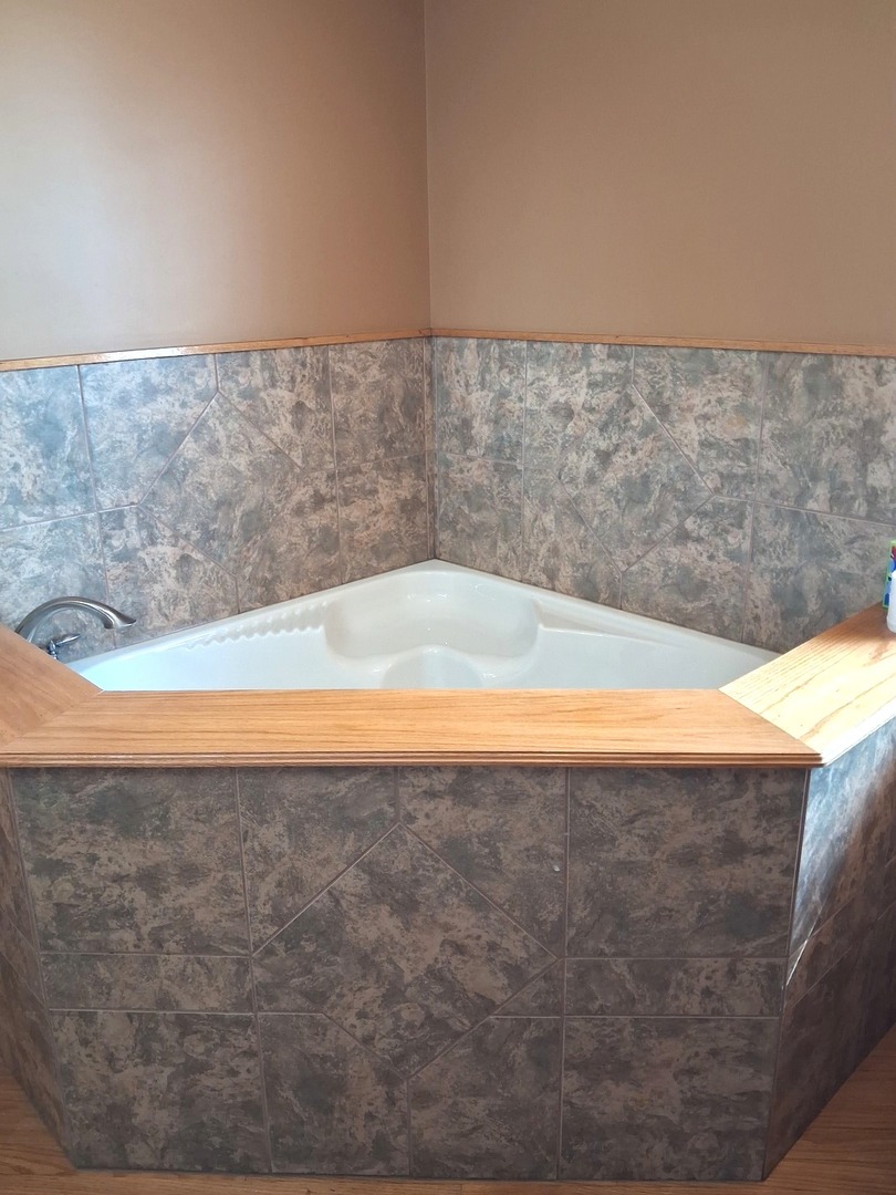 3005 Lincoln Street, Franklin Park, IL 60131