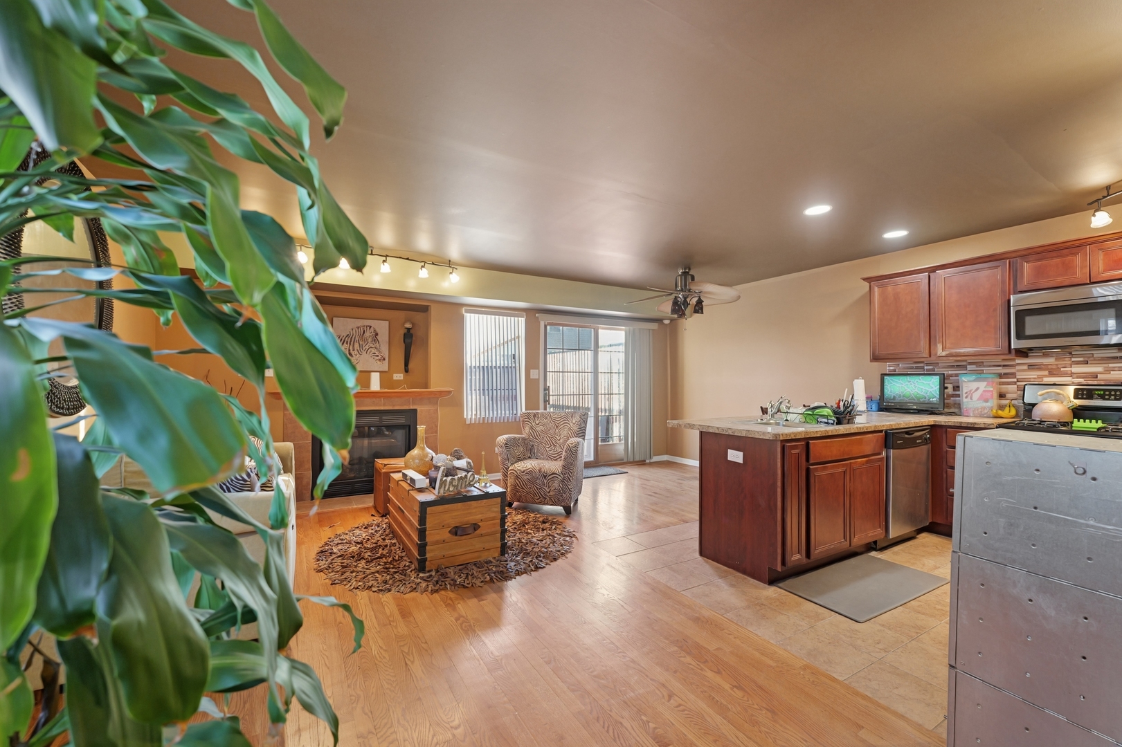 15725 S KEDZIE Avenue #9, Markham, IL 60428