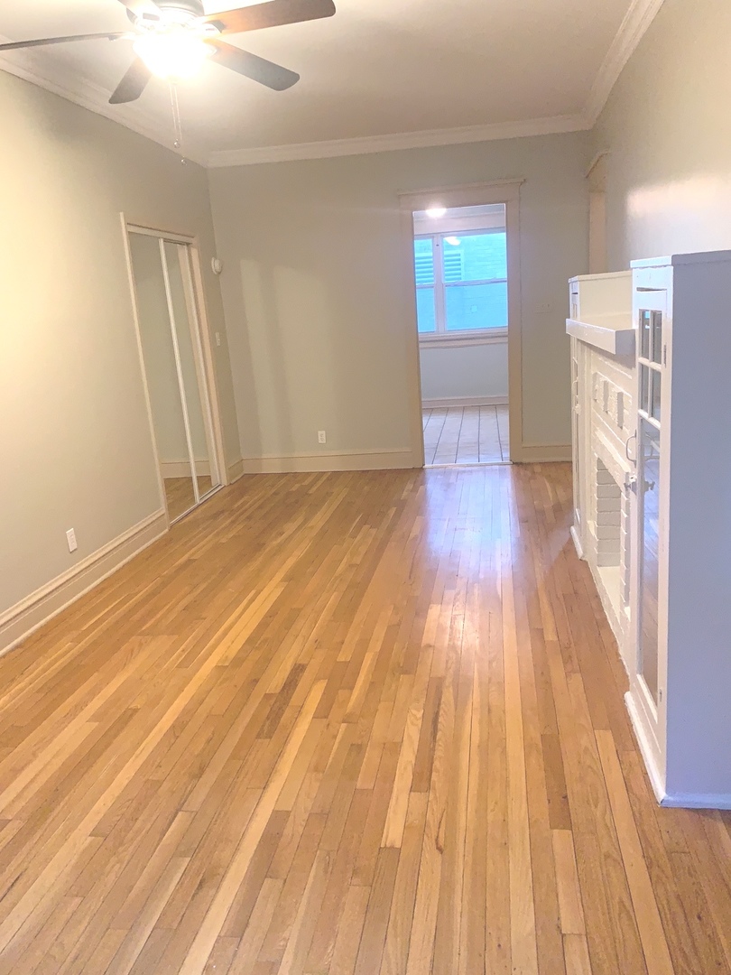 836 W Sunnyside Avenue #1S, Chicago, IL 60640