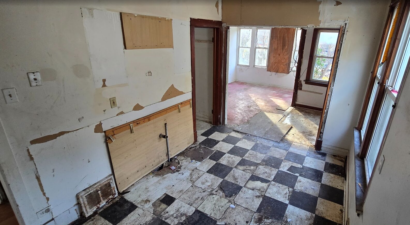 121 W 109th Place, Chicago, IL 60628